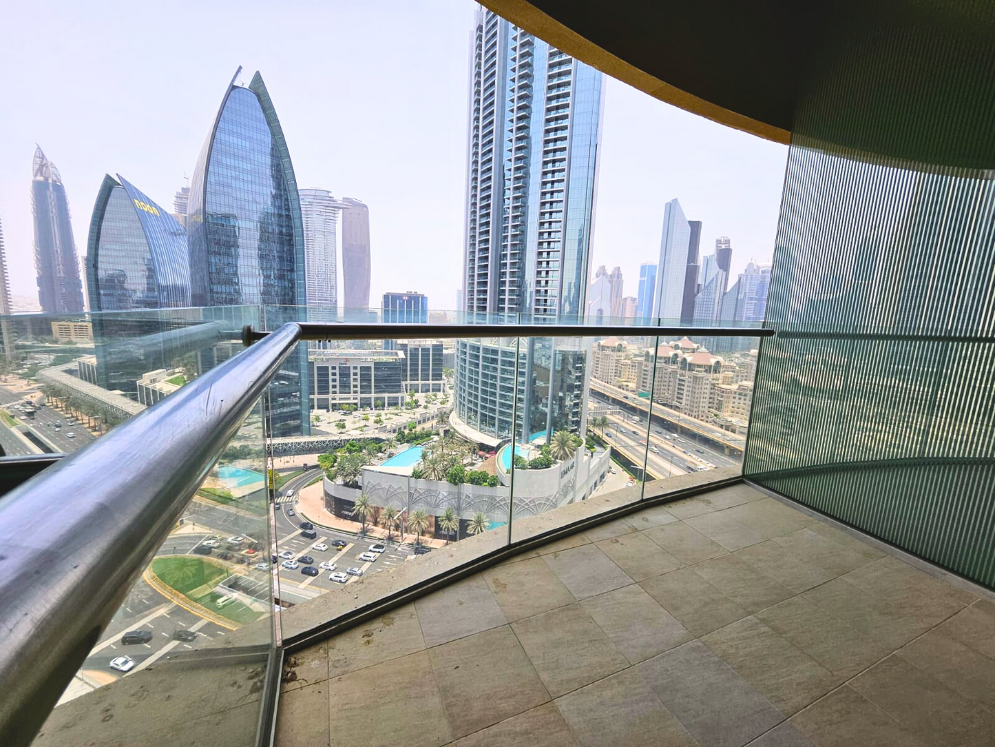 Live the Prestigious Life in the Center of Dubai