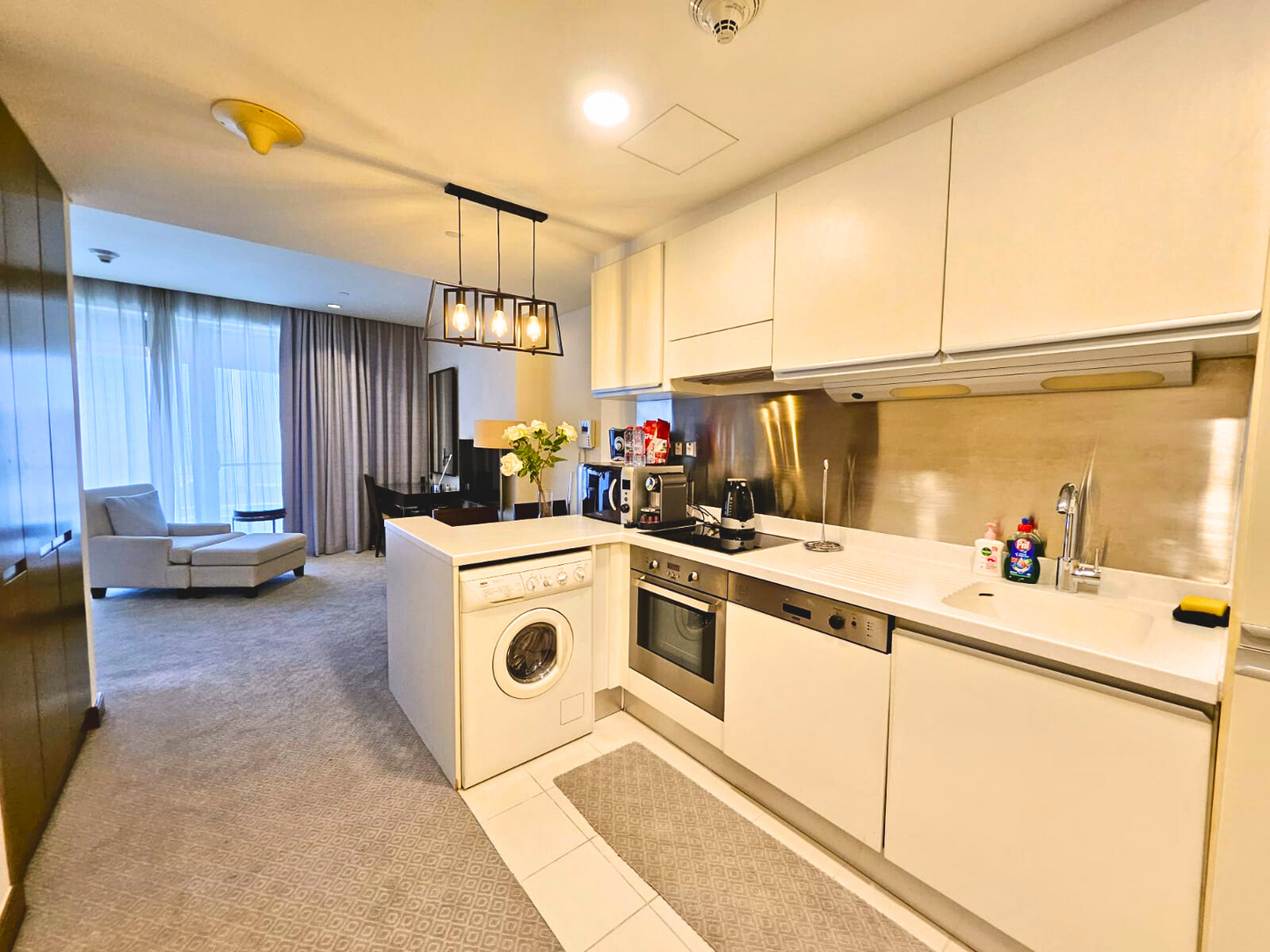 Live the Prestigious Life in the Center of Dubai