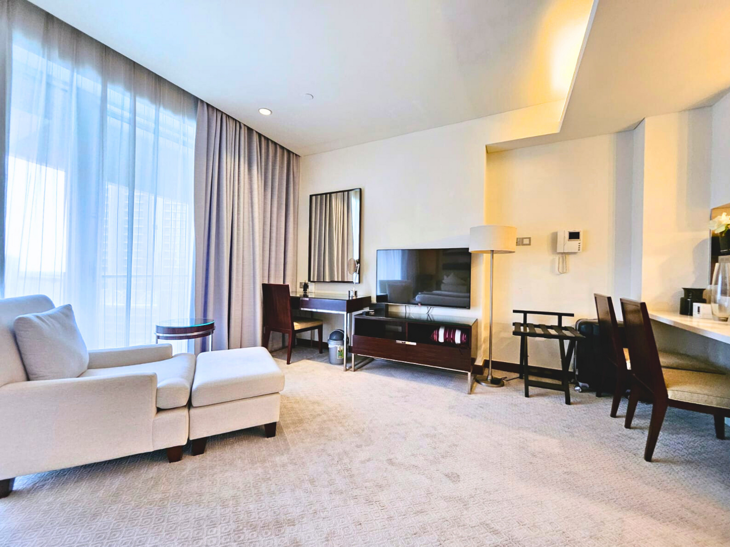 Live the Prestigious Life in the Center of Dubai