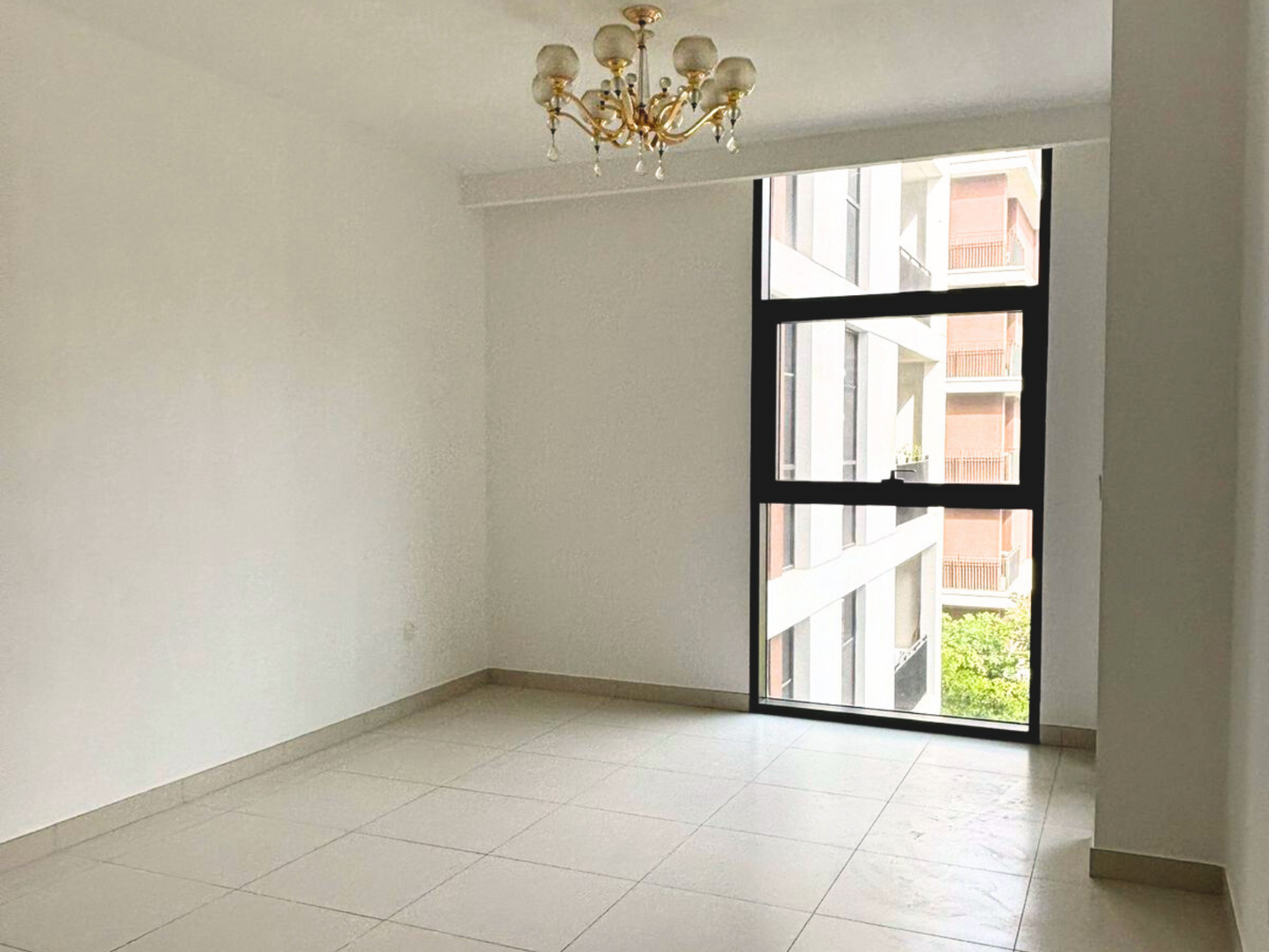 Mid Floor | 2 Bedroom Apartment | Vacant