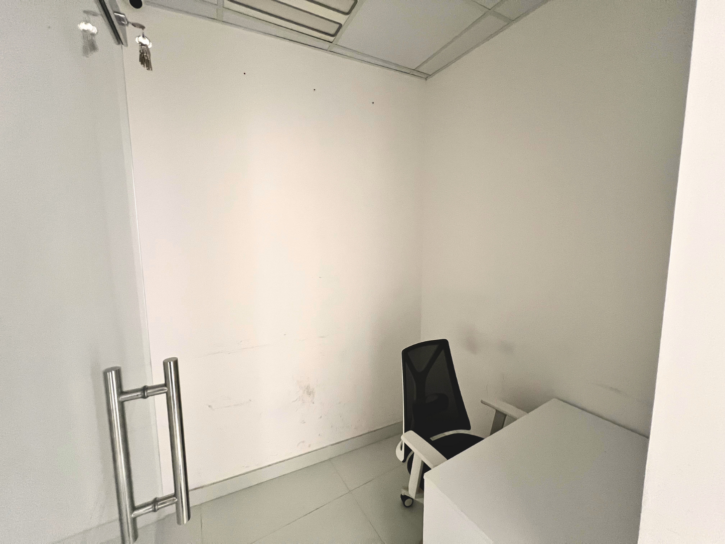 Move-in Ready | Fully Furnished Office with Pantry