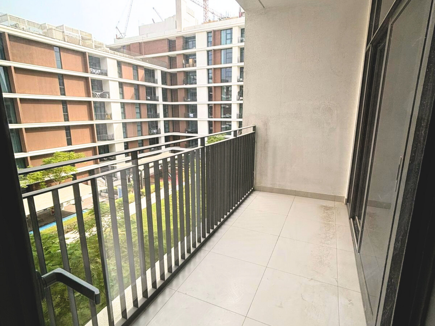Mid Floor | 2 Bedroom Apartment | Vacant