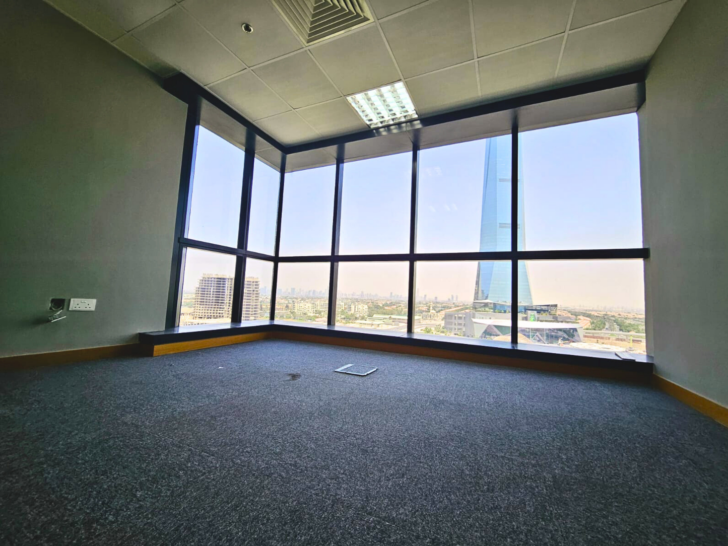 Jumeirah Lake Towers | Vacant | Office