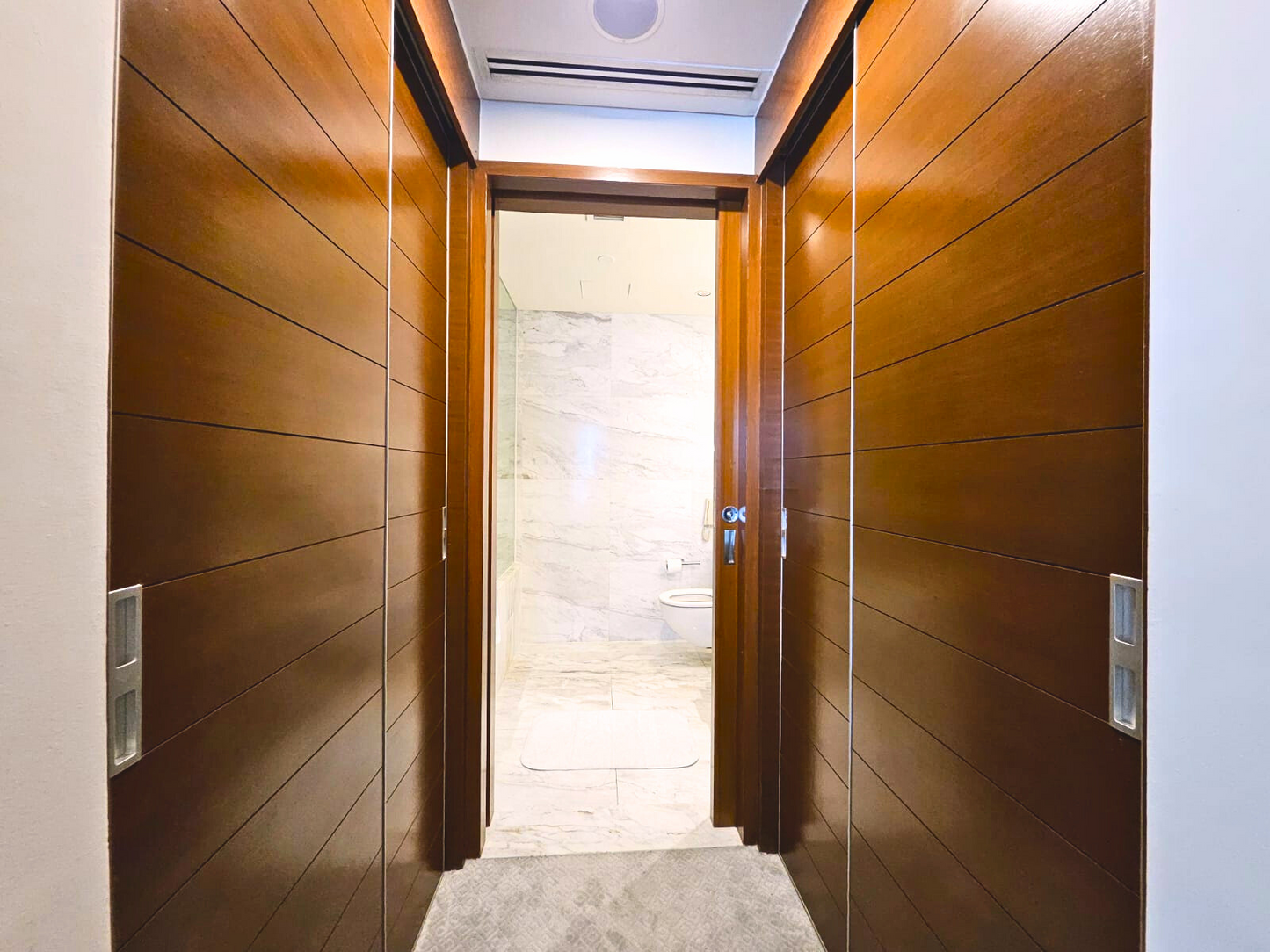 Live the Prestigious Life in the Center of Dubai