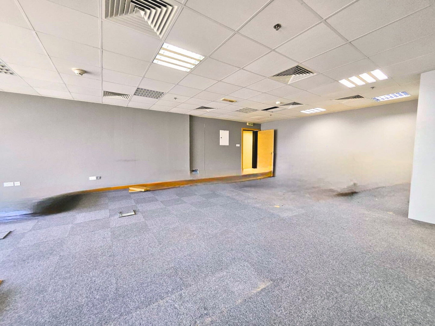 Jumeirah Lake Towers | Vacant | Office