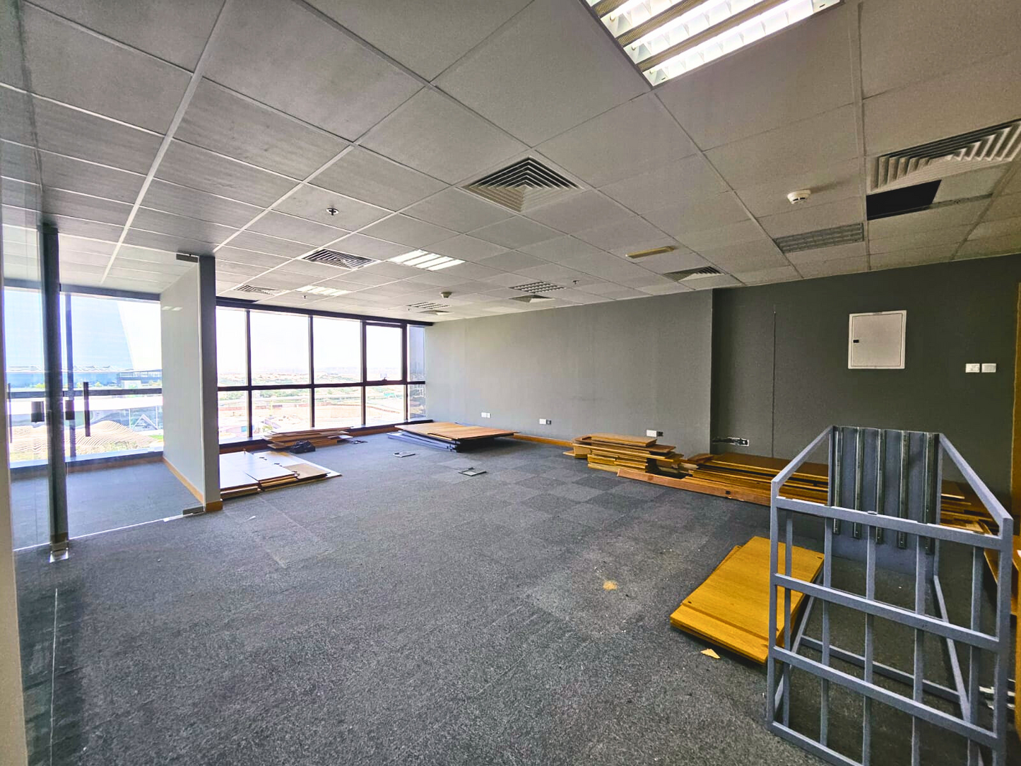 Jumeirah Lake Towers | Vacant | Office